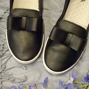 Black Sweetheart Bow Fashion Sneakers